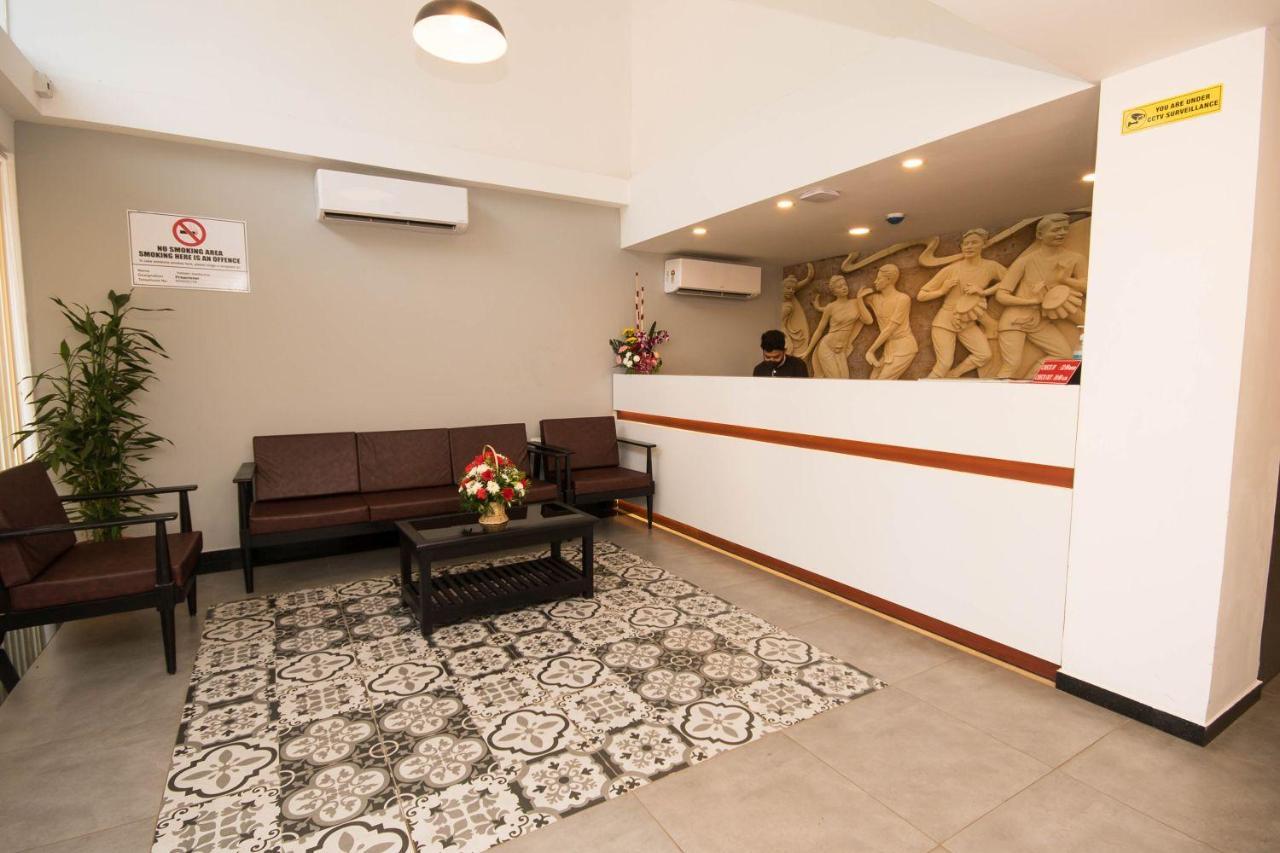 Hotel Vemara ปณชี ภายนอก รูปภาพ